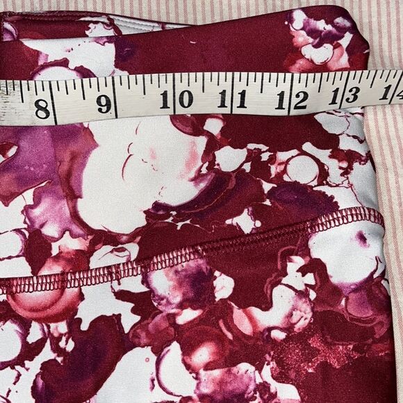 Under Armor workout pants. Yoga pants. legging Size medium. Brick red and white. - Picture 11 of 11